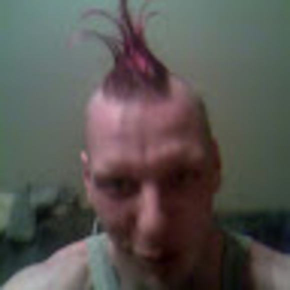 Meet your Posher, Miles - Picture 1 of 1